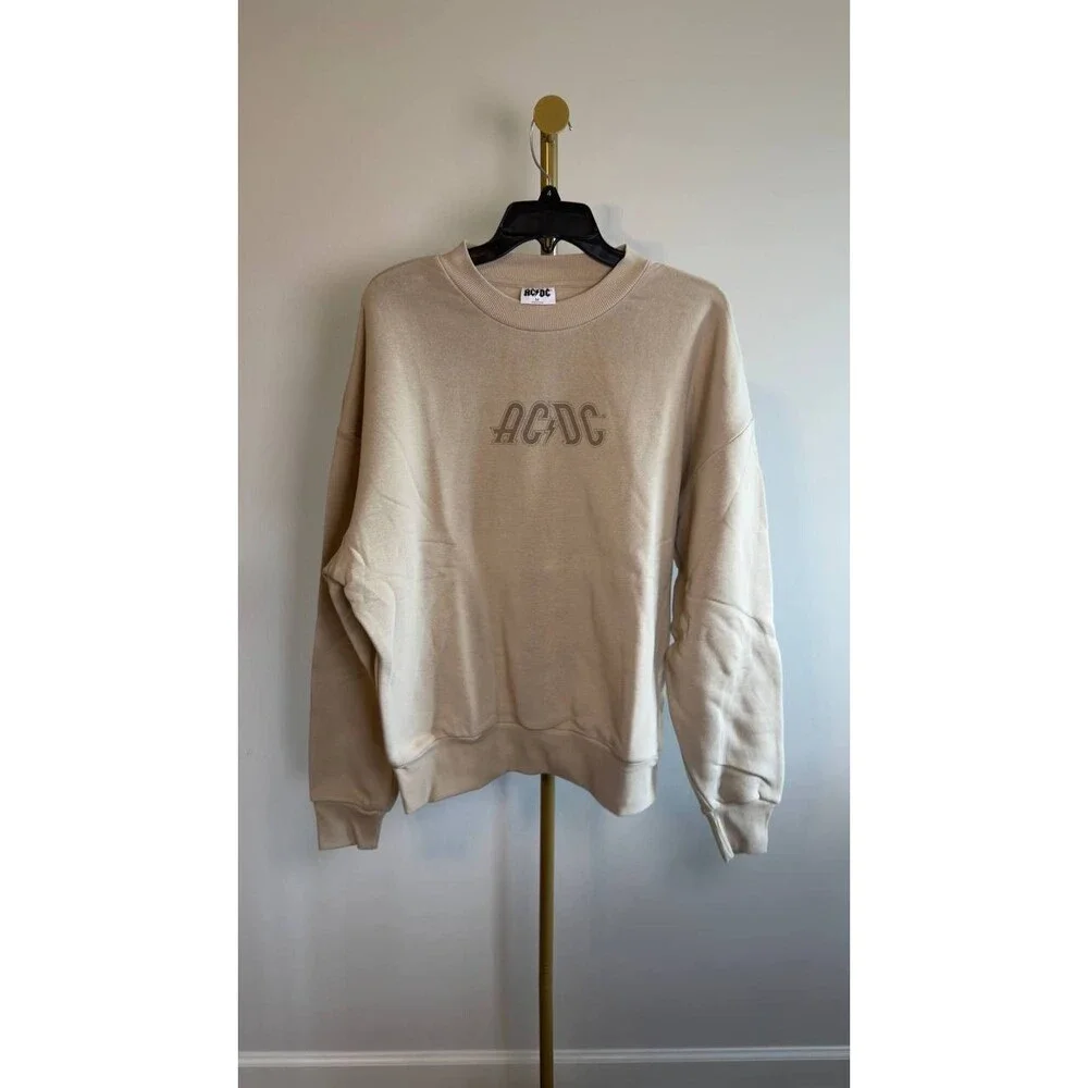 AC/DC High Voltage Graphic Crewneck Sweatshirt Tan M NWOT $46 - Picture 4 of 6